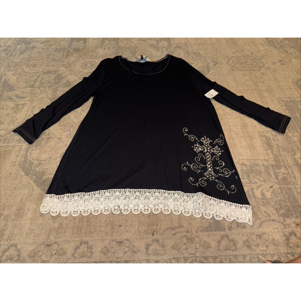 New Cowgirl Hardware Black White Lace Trim Women's Sz‎ Medium 3/4 Sleeve Shirt